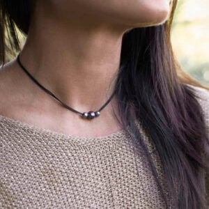 Collier cordon femme et son dégradé de perles d'eau douce - noir