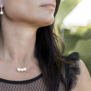 Collier câble perles d'eau douce blanches