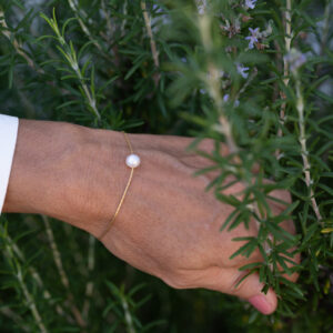 Bracelet femme et sa perle d'eau douce