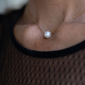 Douces Perles | Bijoux perles la Réunion | Collier femme aux perles blanches