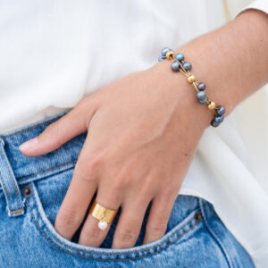 Bague large et sa perle d'eau douce - Blanc